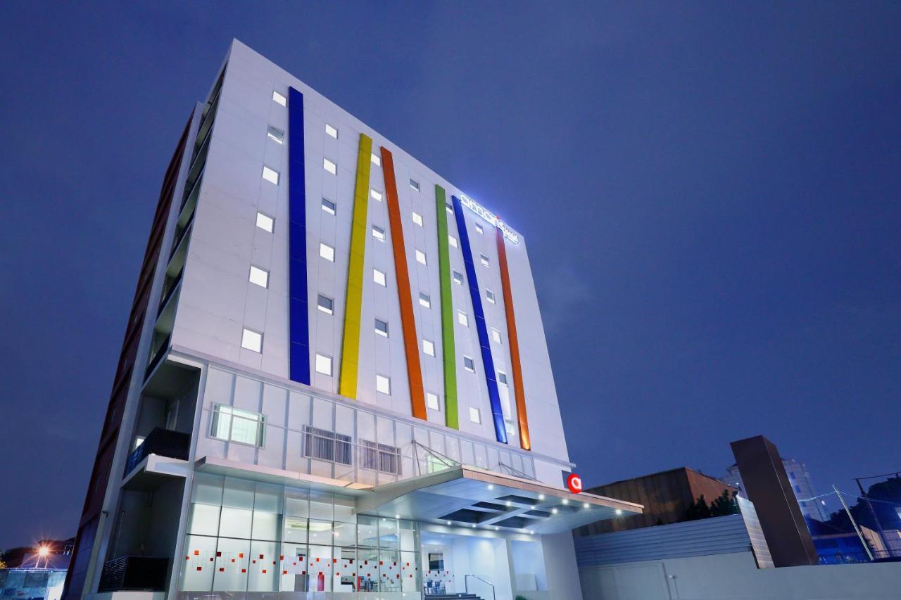 Amaris Hotel Tebet Jacarta Exterior foto